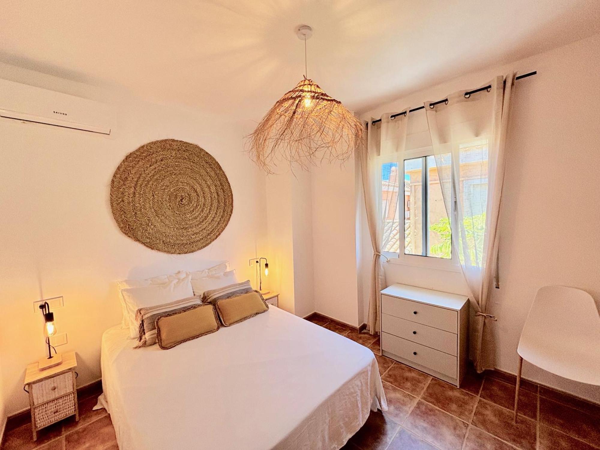 Апартаменти Bahari Marinas - Tu Duplex Con Jardin Privado! Бера Екстер'єр фото